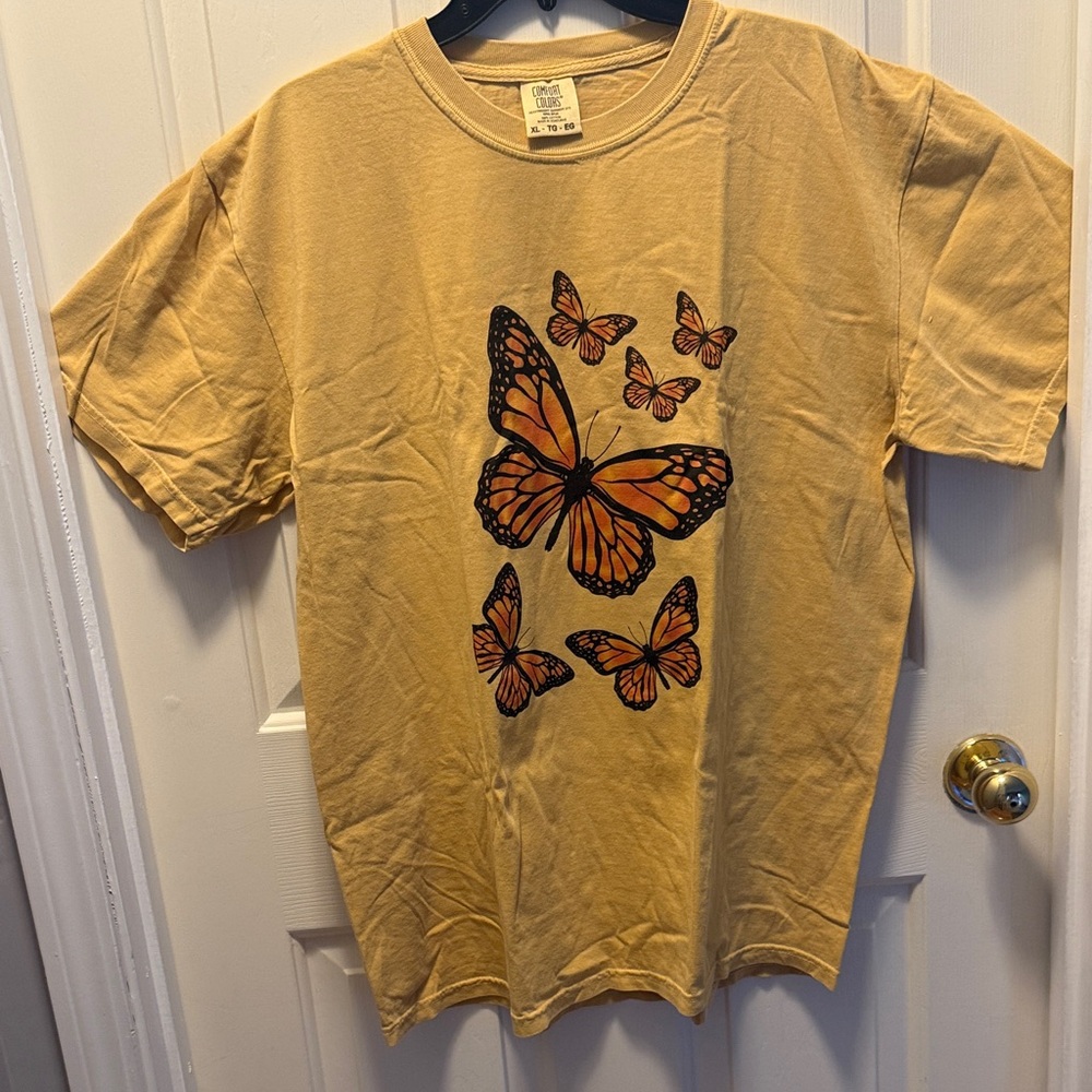 Butterfly Print Tee - Yellow